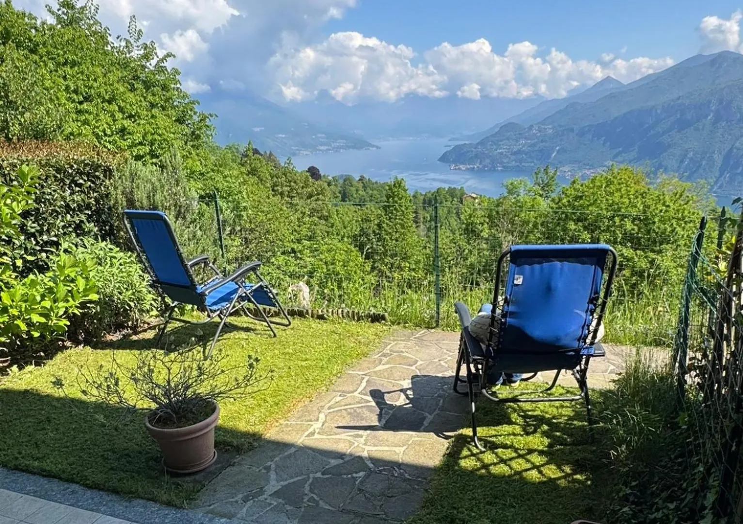 Επικοινωνία με το Marta Flat, Mountain And Lake View, Bellagio